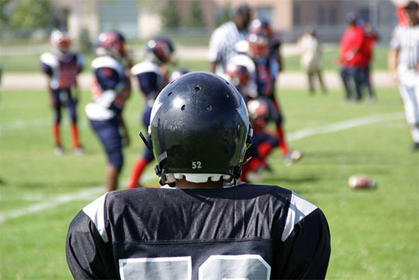 Beat the Heat and Avoid Injury During Summer Football Conditioning